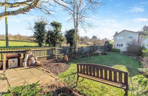 Saxmundham House | Valentine Cottage