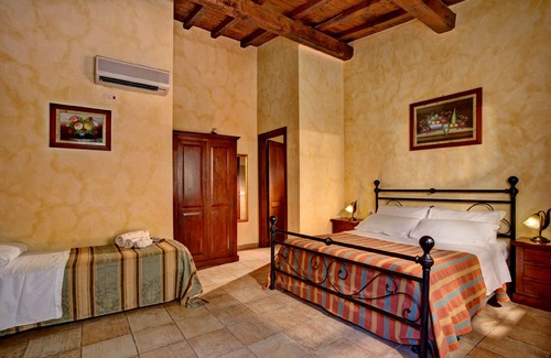 Tarquinia Hotel | Valle del Marta