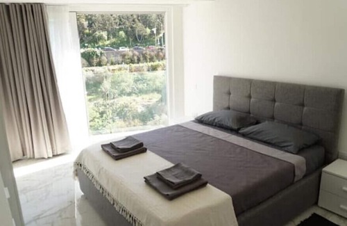 Ta' Giorni Apartment | Valley View St. Julians Flat
