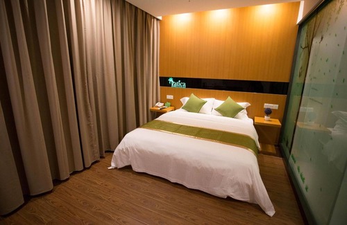Jiading Hotel | Vatica Shanghai Jiading District Anting Metro Station Volkswagen Factory Hotel