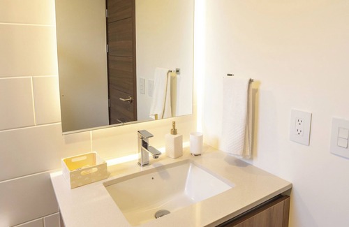 Zona 13 Apartment | Vatter 6003 -Elemento. A digital nomad's paradise, 5 min away from the airport.
