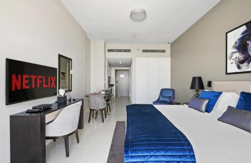 Dubai Apartment | VayK - Cozy Hotel-Style Studio in Damac Hills