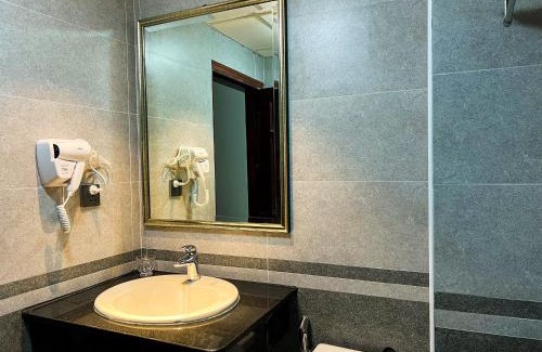 Thuy Khue Hotel | Ven Hồ Hotel