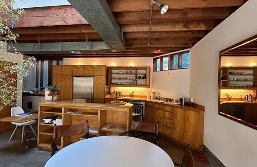 Venice House | Venice beach- Great architecture- Steps to sand - monthly rental