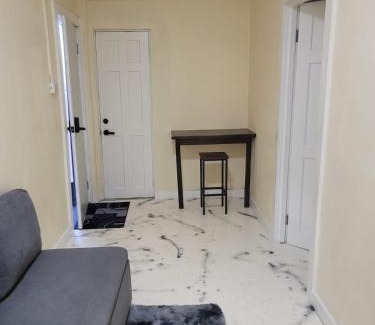 St. George's Apartment | Very comfortable in Town