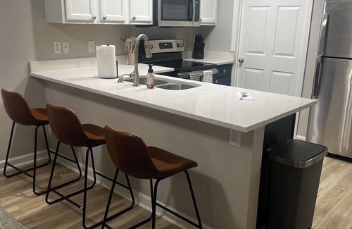 Auburn Apartment | Very short walk to Downtown! Completely renovated. Sleeps six.