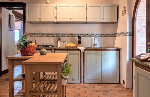 San Giovanni del Pantano House | Villa in Umbria with Private Pool and Valley Views