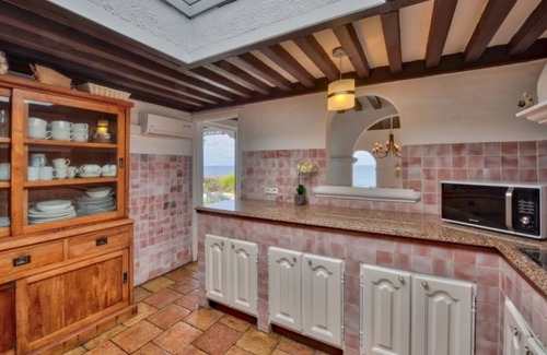 Les Terres Basses Villa | Villa La Mission - Magnificent 5-bedroom villa with private beach