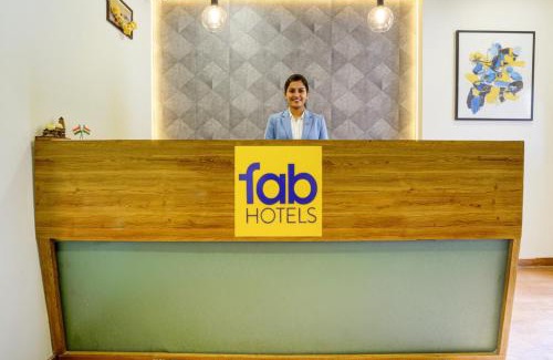 Andheri West Hotel | Via Sumit Palace