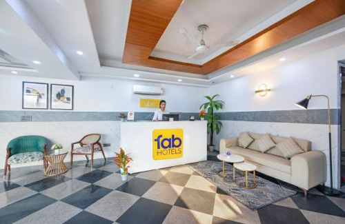 Sector 27 Hotel | Via Vibe