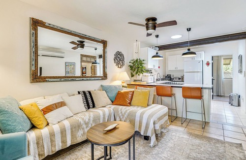 Patagonia Apartment | Vibrant 'Casa Paloma' w/Patio - Near Vineyards!