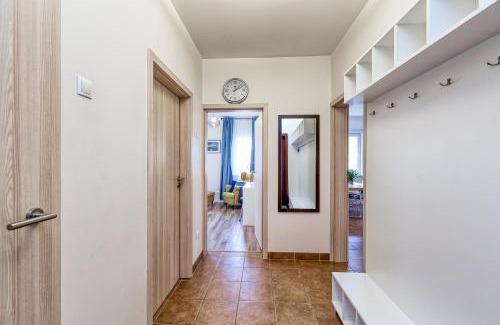 Eglu Ciems Apartment | Vienības prospekts Apartment.