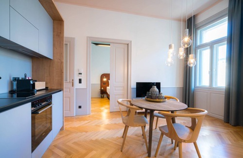 Josefstadt Apartment | Vienna Residence, City Hall - Parliament #6416