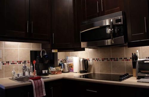 Farnham Apartment | Vieux-Old Farnham Appart Condotel1