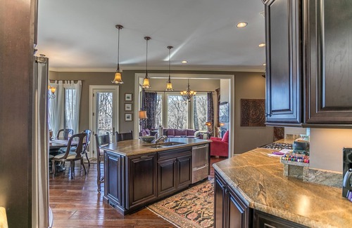 Boone House | View House - Stunning Views of Mountains and Yadkin River, huge deck, wood burning fireplace