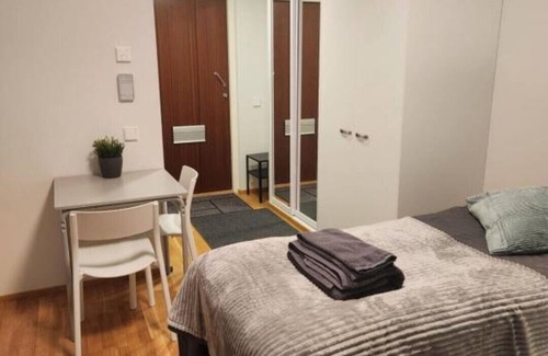 Turku Bed & Breakfast | Viihtyisä Täysin Kalustettu ja Varustettu Yksiö Logomolla 1vrk-36kk