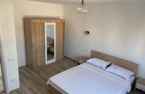 Navodari Villa | Vila Antonia