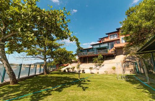 Florianopolis Villa | Vila da Magia Pé na Areia