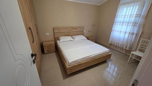 Qerek Villa | Vila HOXHA