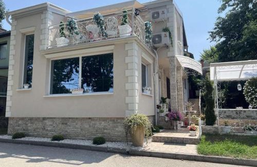Novi Sad Villa | Vila Romansa
