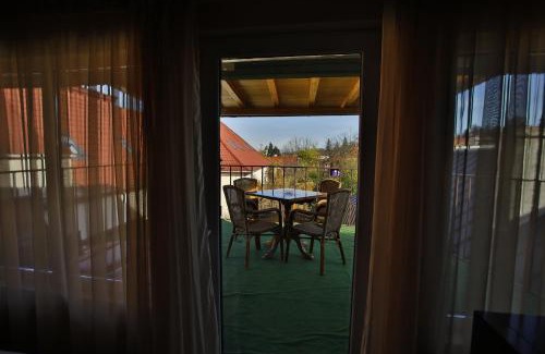 Old Town Hotel | Vila Vidalis