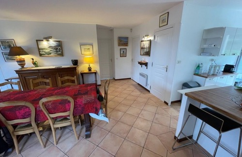 Ryes House | Villa 500 m from the D-Day landing beaches with panoramic sea and bocage views.