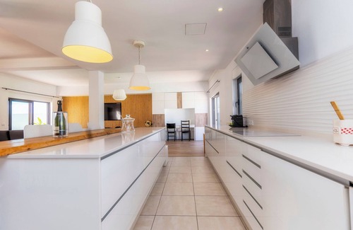 Santa Luzia House | Villa 800m from Fisherman's Port of Santa Luzia and beaches