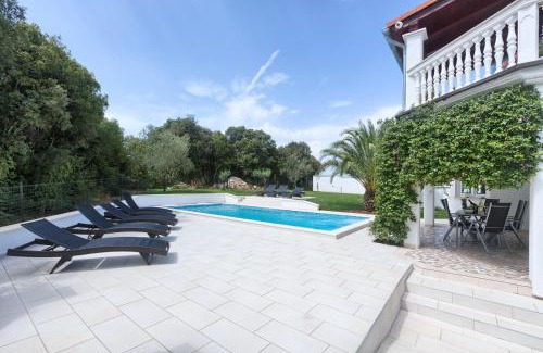 Stinjan Villa | Villa Ajda