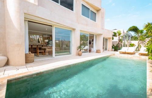 Jimbaran Villa | Villa Amara, Cala Nusa, Kaya - Spacious & Modern Villa in Balangan