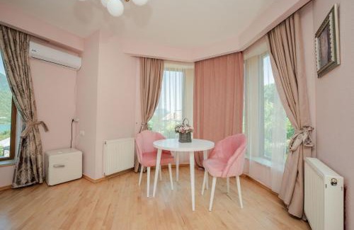 Ananuri House | Villa Ananuri