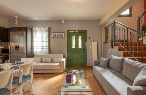 Makriotika Villa | Villa 'Andreas' with Sea View, Wi-Fi and Air Conditioning