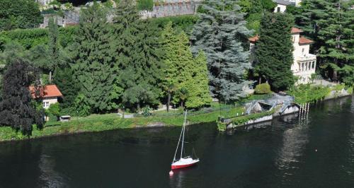 Brienno House | Villa Angela Maria - Brienno by LoveComo