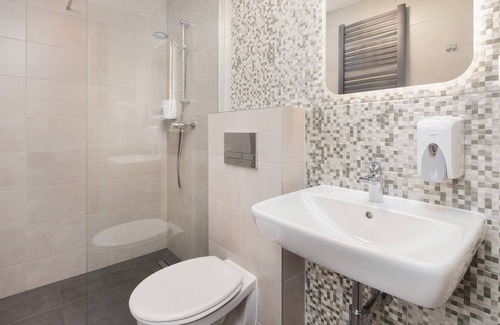 Emaus Hotel | Villa Angela