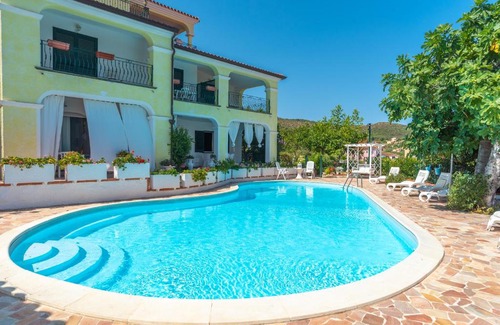 Luddui Apartment | Villa Angelica Trilo Bologna