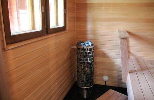 Syote House | Villa-Anneli