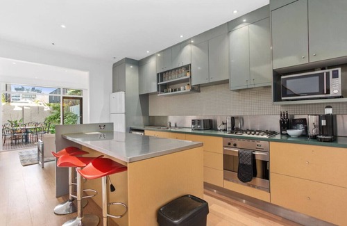 South Yarra House | Villa Argo |Courtyard|800m Chapel St *Free1Night*