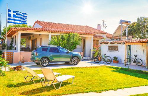 Spata-Artemida House | Villa Artemis Leto - Escape Near, City, Beach & Athens Airport