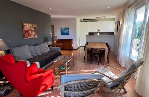 La Gaude Villa | Villa Asounda, Great view between sea and mountains!