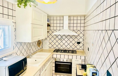 Posto Rosso Villa | Villa Aurelio - Posto Rosso