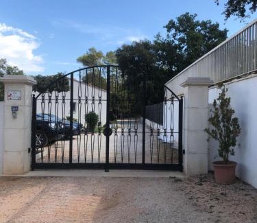 Camps-la-Source House | VILLA avec PISCINE PRIVÉE NON PARTAGÉE