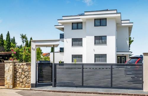 Milcetici Apartment | Villa Baden