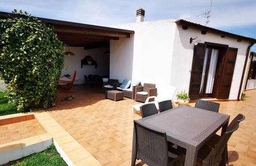 Mazara del Vallo Villa | Villa Barbera, a soli 150m dal mare, piscina privata, parking, wifi, AC