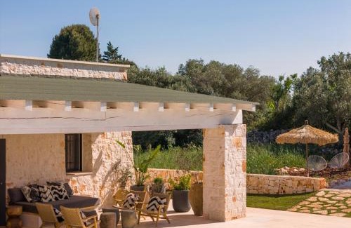 Cisternino Villa | Villa Batu stylish 2 bedroom
