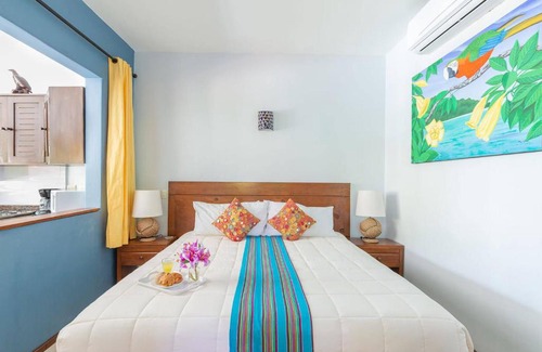 Soliman Bay Villa | Villa Beachfront Fully Staffed in Luxury Soliman Bay