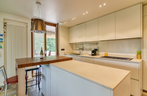 Corgeno Villa | Villa Bella Elena Private Swimming Pool, Vergiate, Italy