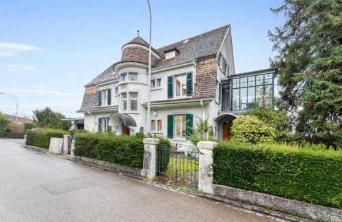 Horgen District Villa | Villa Bellevue Rüschlikon