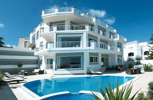 High Ridge Villa | Villa Belvedere in Madliena near St. Julian's