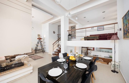 Gennadi Villa | Villa Blue Wave Tria