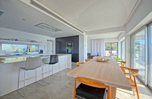 Plaka Villa | Villa Bluewhite - Luxury villa with pool in Plaka, Island of Crete