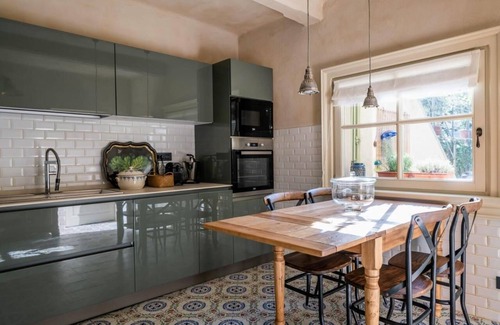 La Morra Villa | Villa 'Ca' Moretta' with Private Pool, Wi-Fi and Air Conditioning